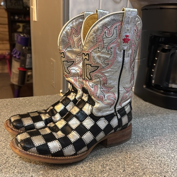 Women’s Tin Haul Boots - Picture 2 of 7